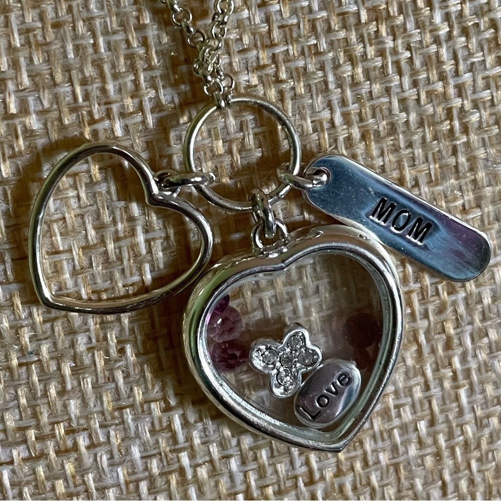 Sweet silver love mum heart and butterfly necklace with red stones